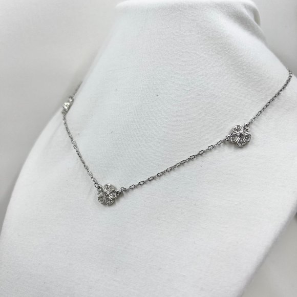 NWOT - NY & CO - Jeweled Flower Charms Silver Tone 16” Chain Necklace - Picture 3 of 8